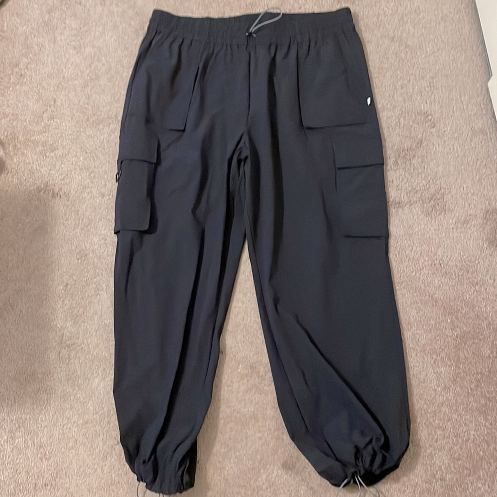 Fabletics NWT Black The Heights Cargo Pant XXL/1X